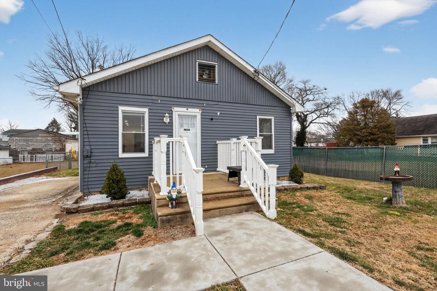 909 Third Avenue photo 2