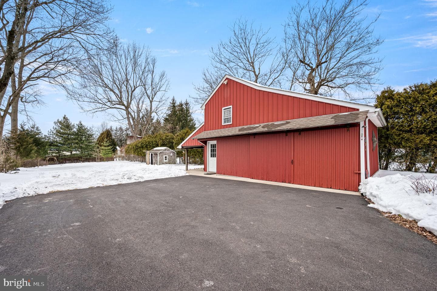21 New Galena Road photo 31