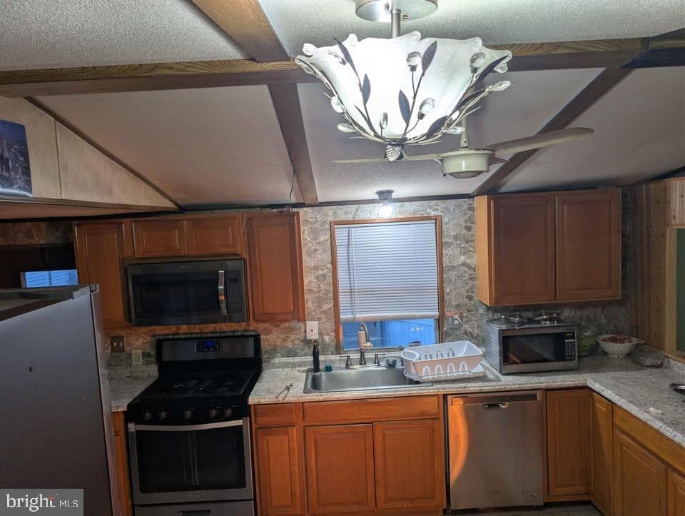 3444 Iris Avenue photo 3