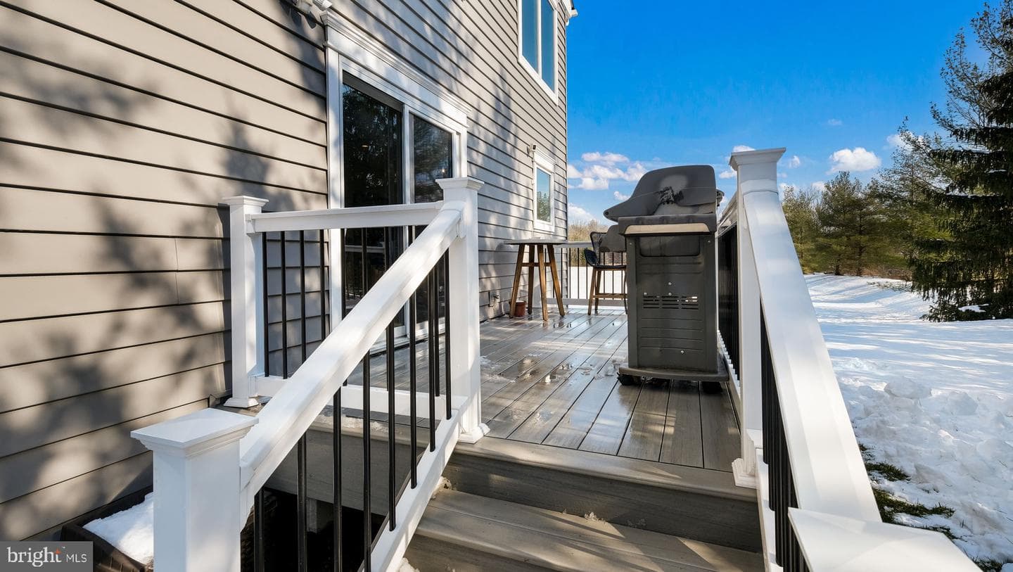 161 Equestrian Drive photo 38