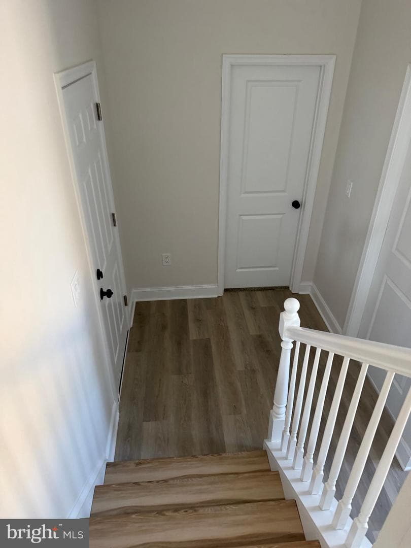 535 Princess Ave photo 11