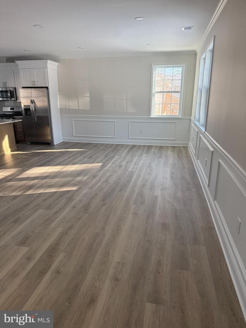 535 Princess Ave photo 3
