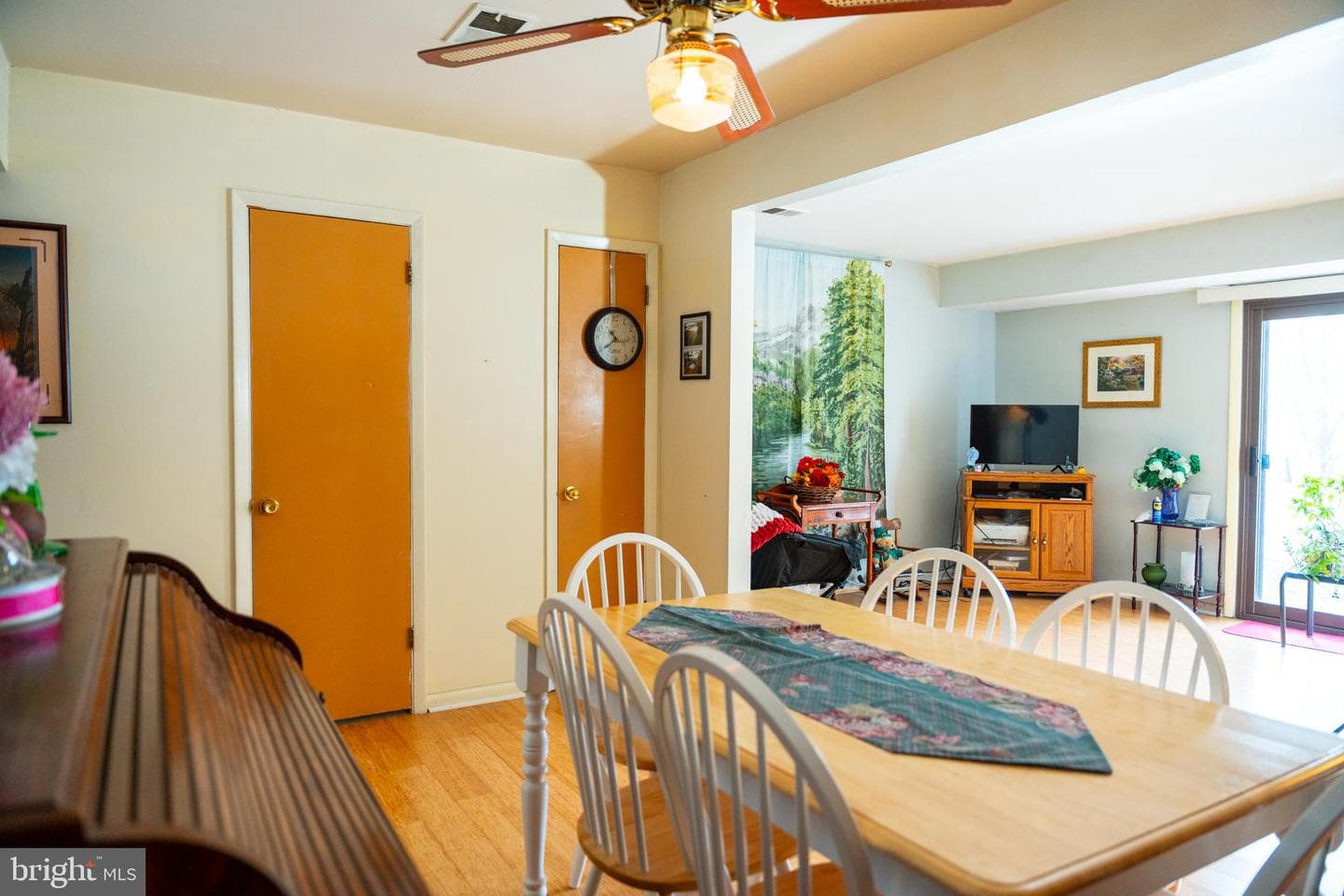641 Whittier Drive photo 8