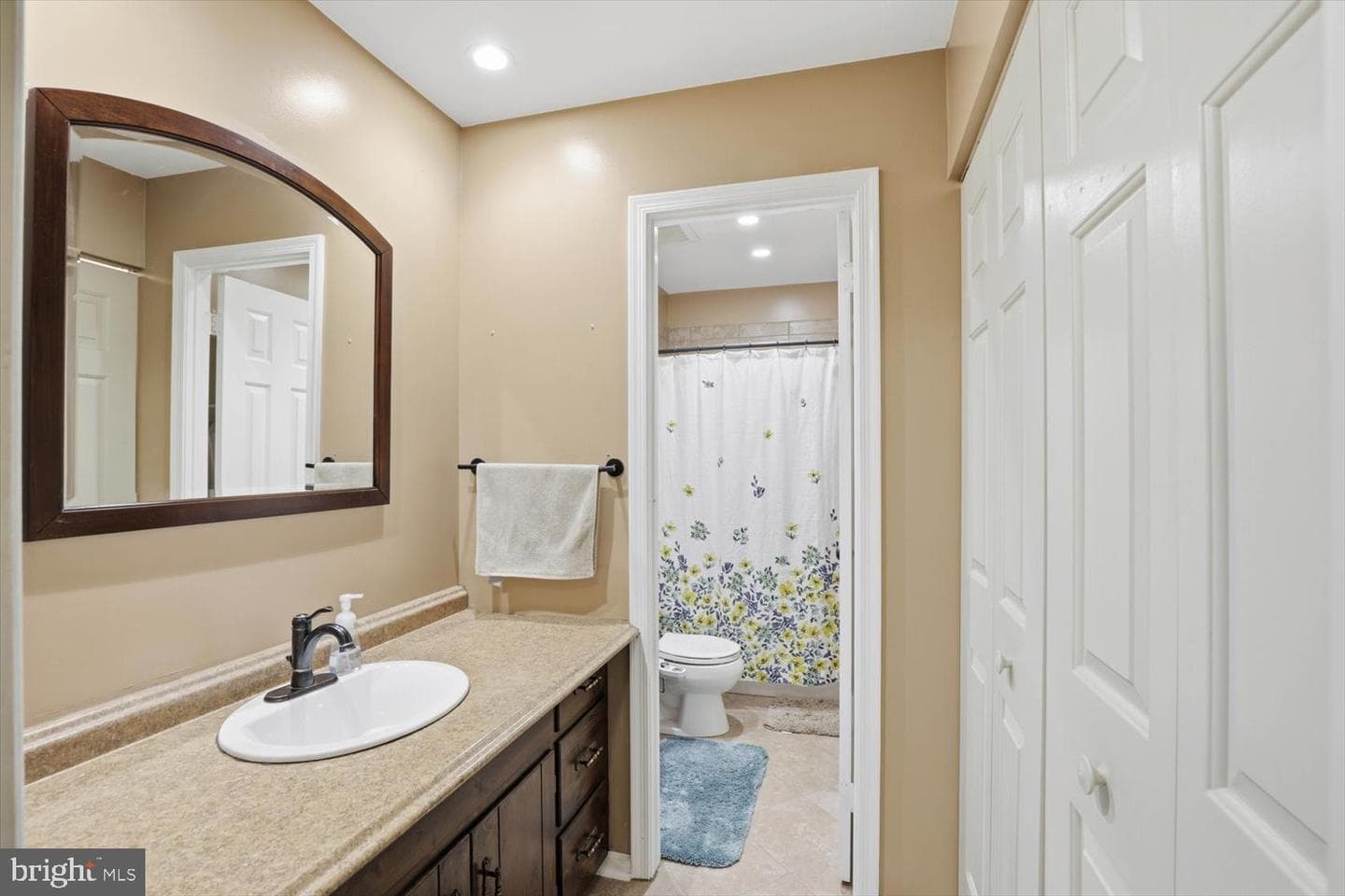 200 Hughes Avenue photo 24