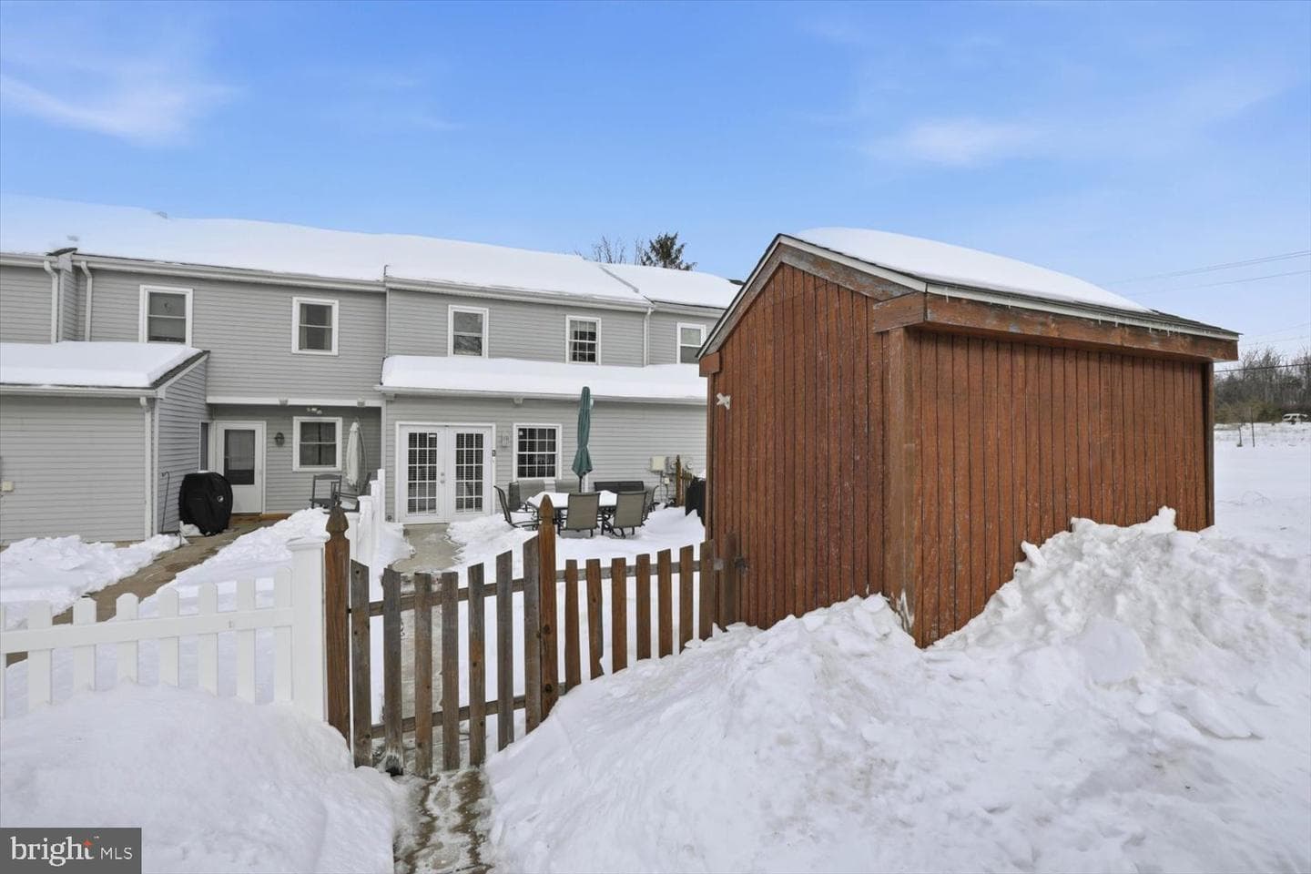 200 Hughes Avenue photo 34