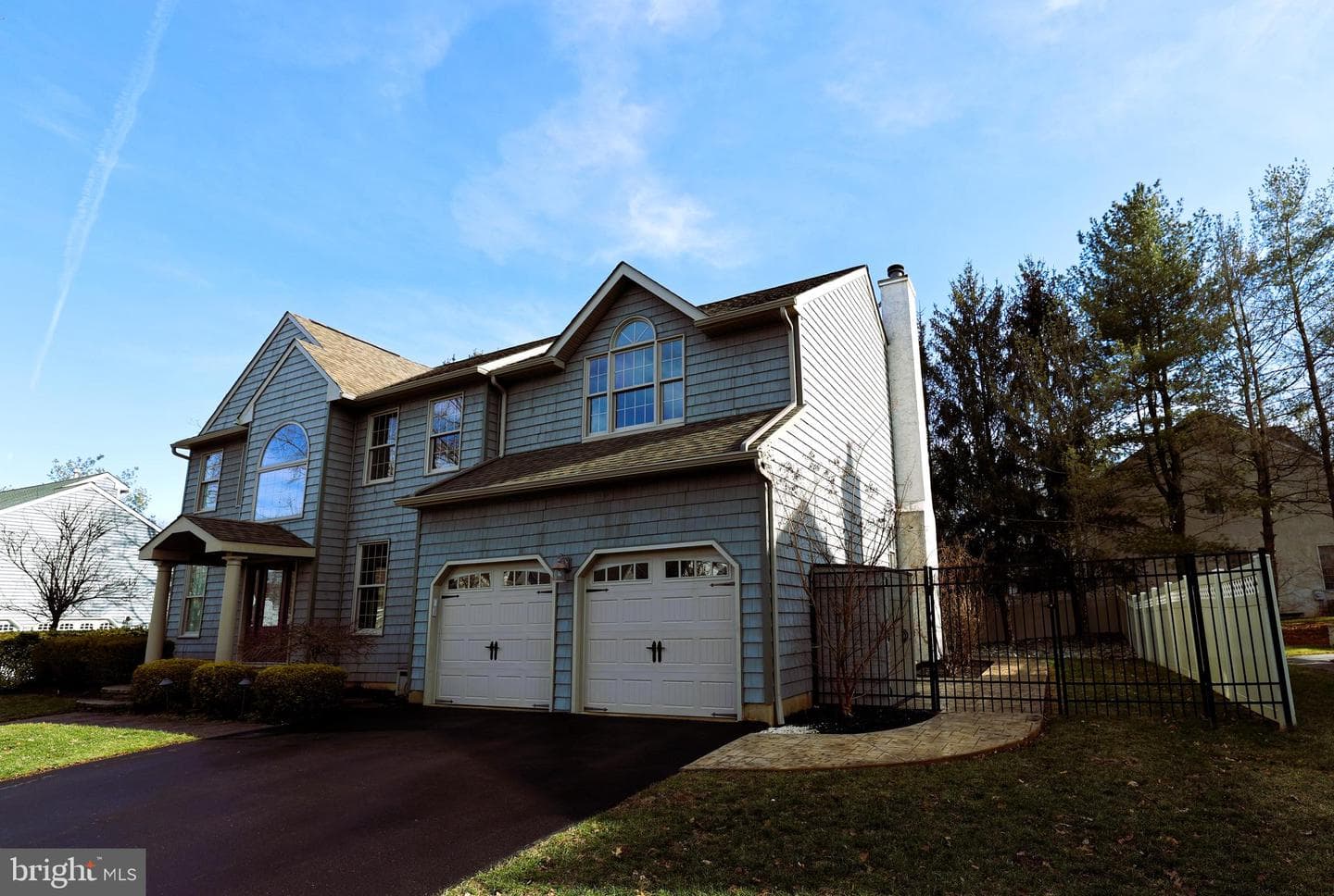 112 Steeplechase Drive photo 2
