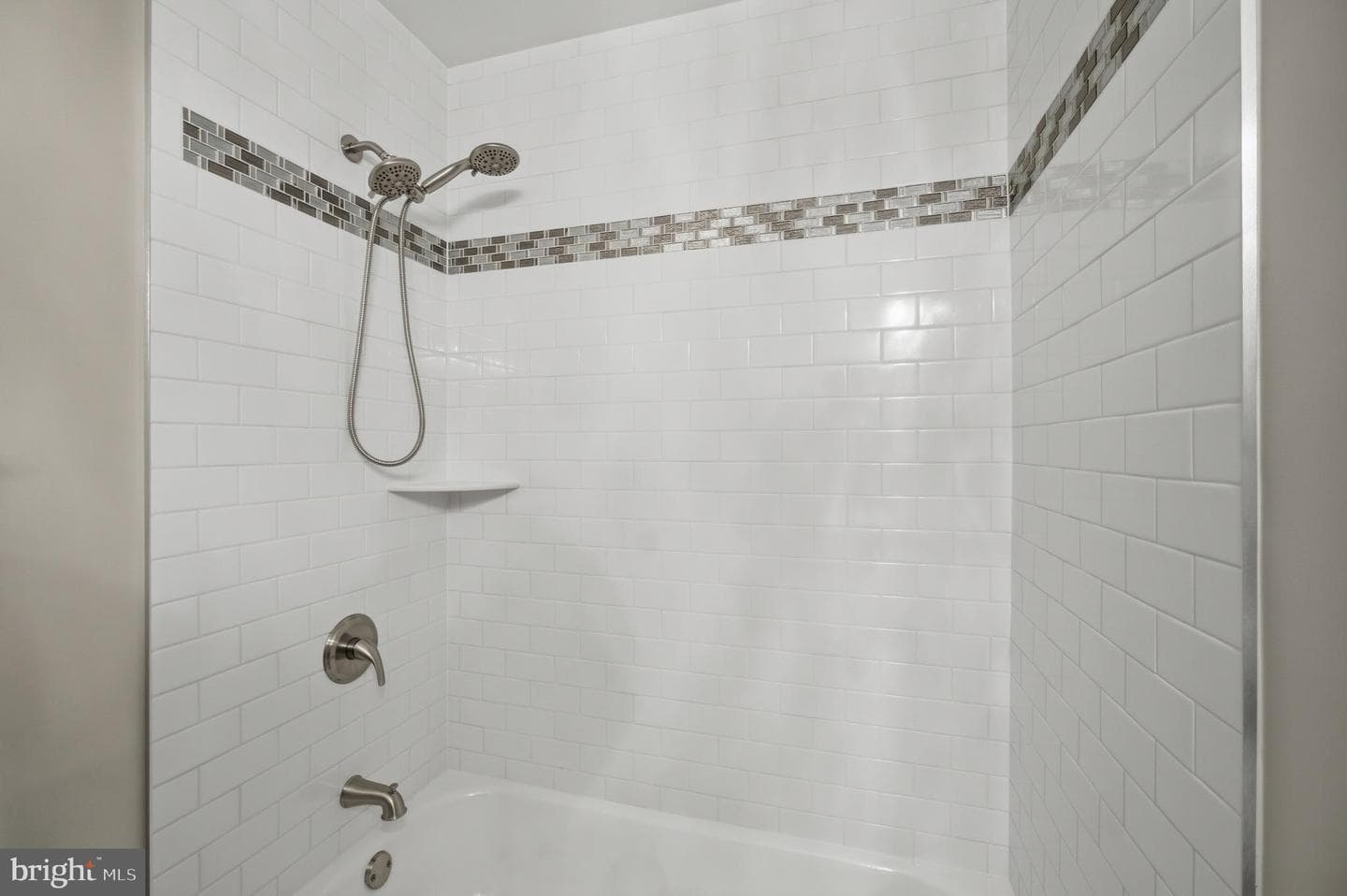 1812 Society Place photo 15