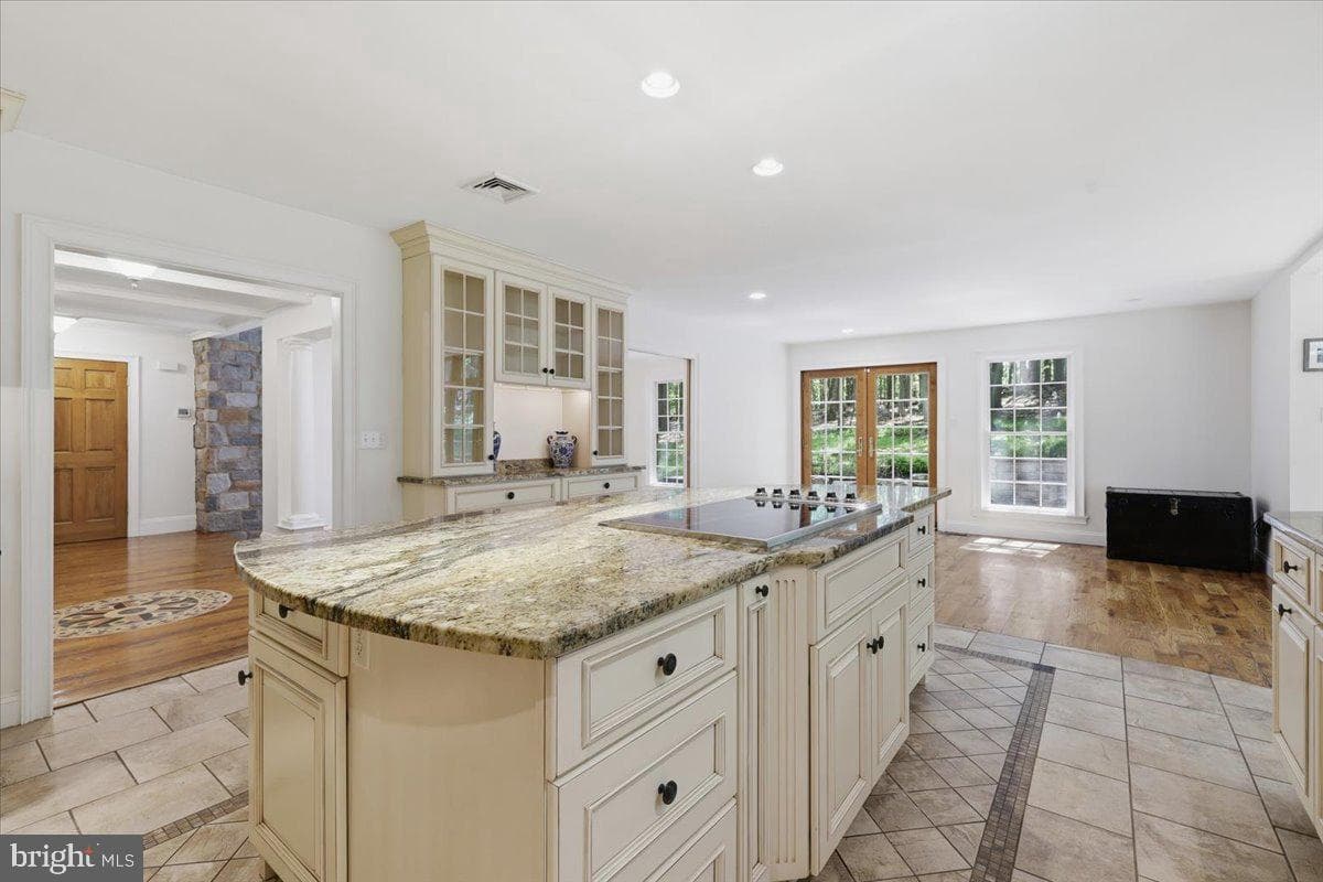 7044 Ely Road photo 15