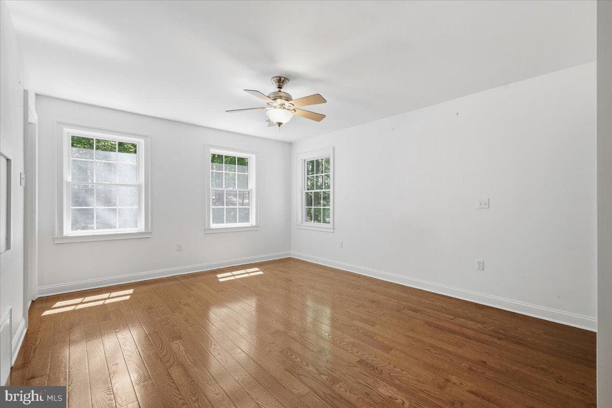 7044 Ely Road photo 37