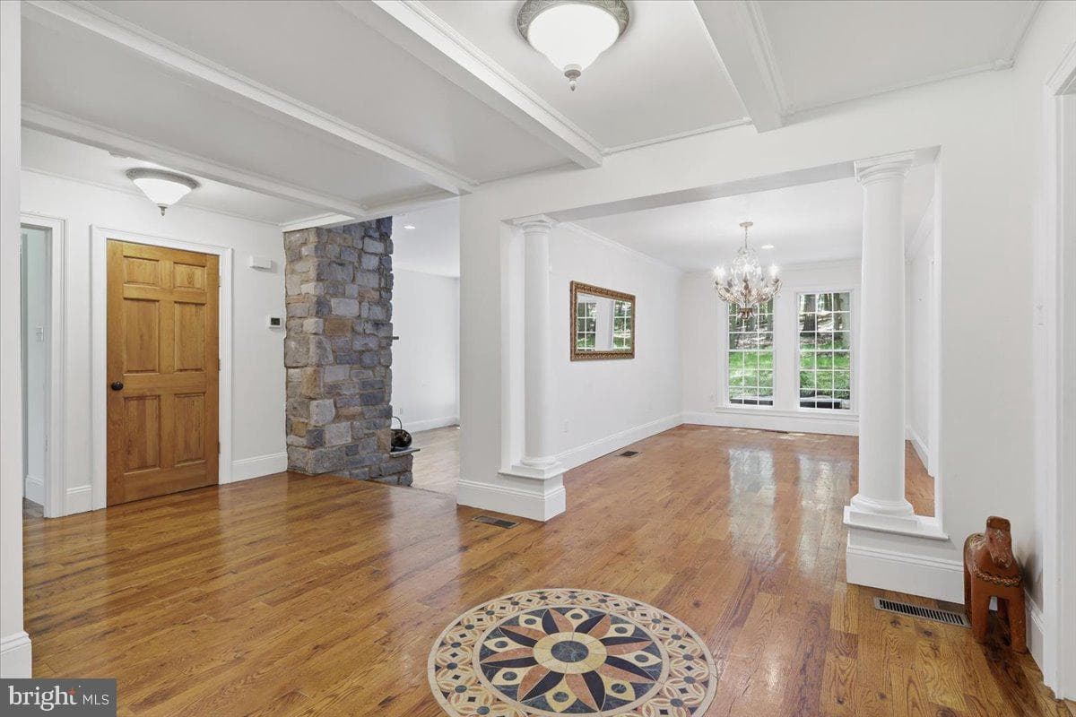 7044 Ely Road photo 5