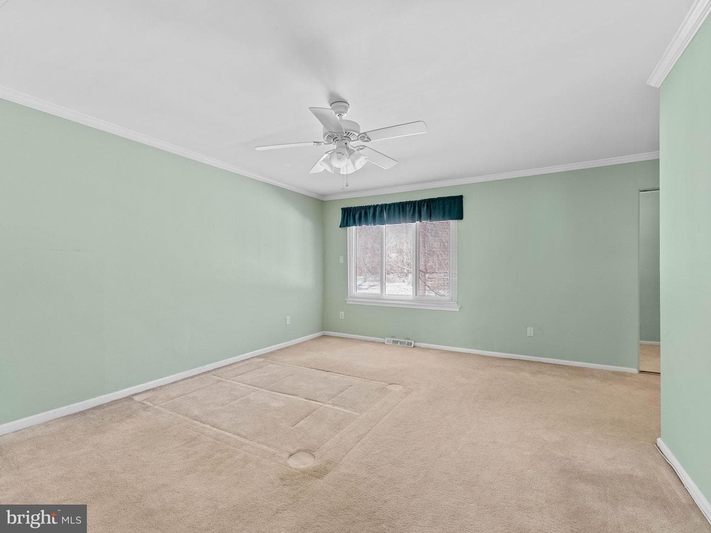25 Essex Place photo 15