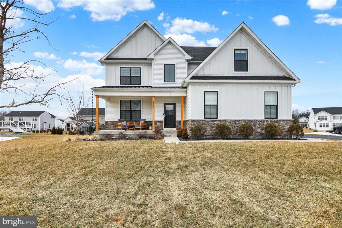 1076 Mariwill Drive