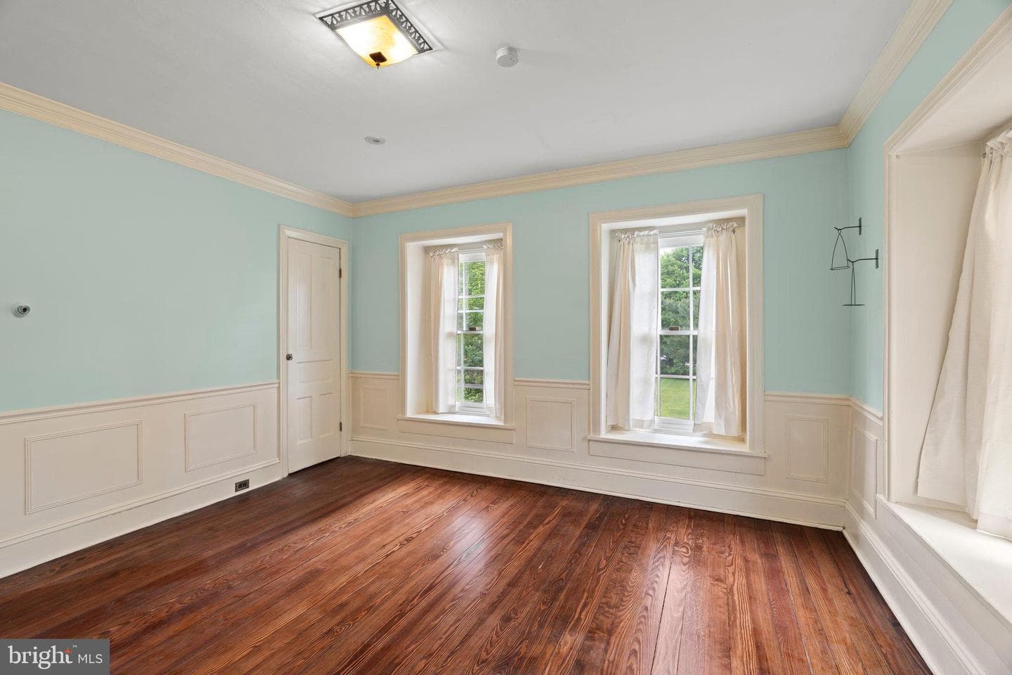 209 N Bellevue Ave photo 46