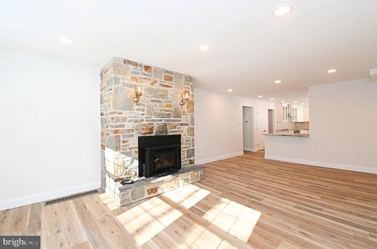 2980 Yorkshire Road photo 24