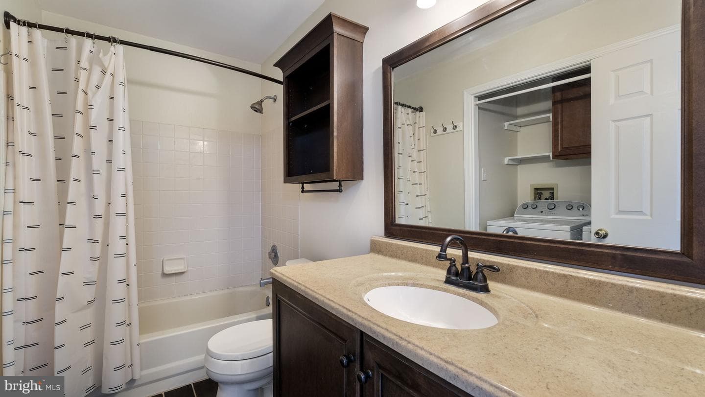 4645 Louise Saint Claire Drive photo 24