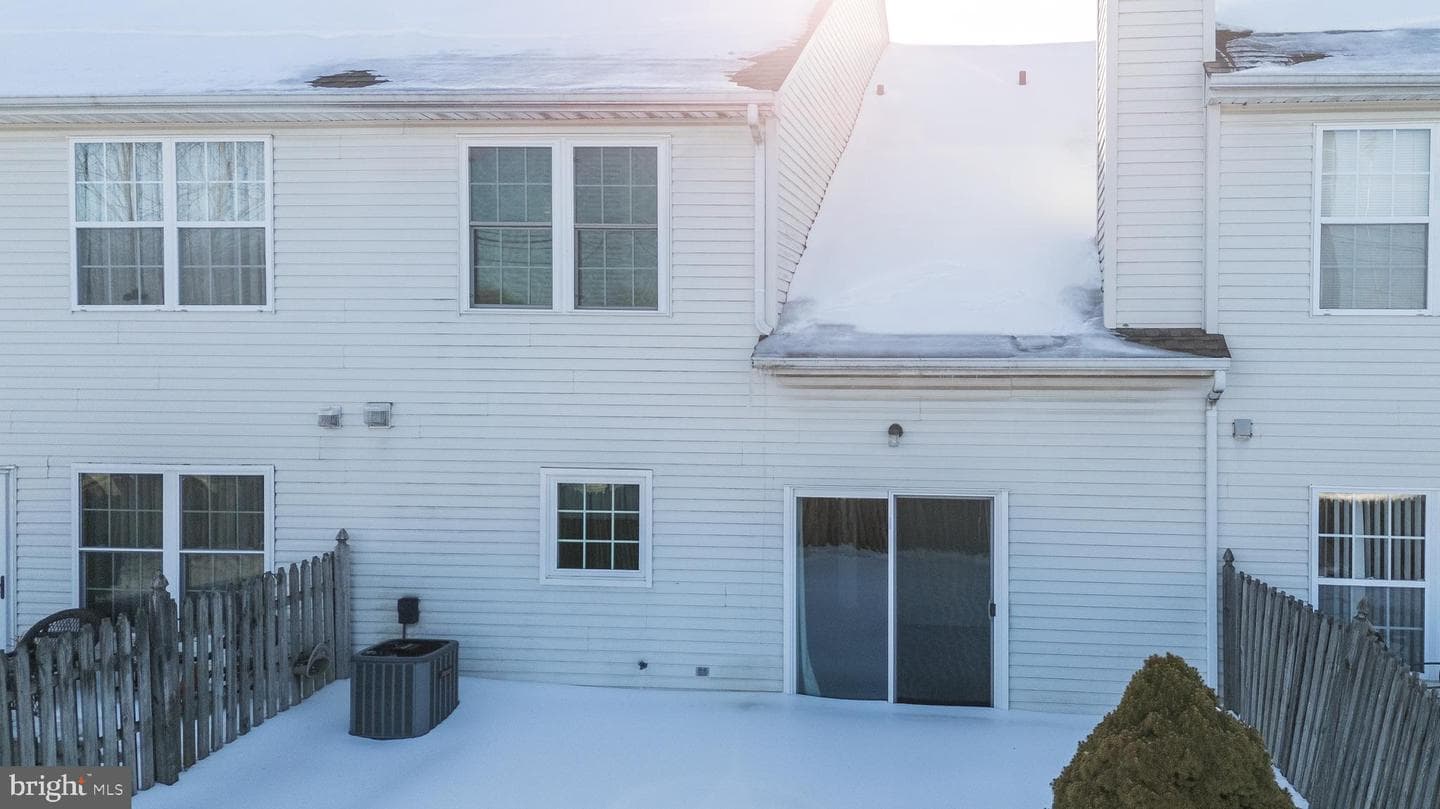 3 Glen Meadow Court photo 36