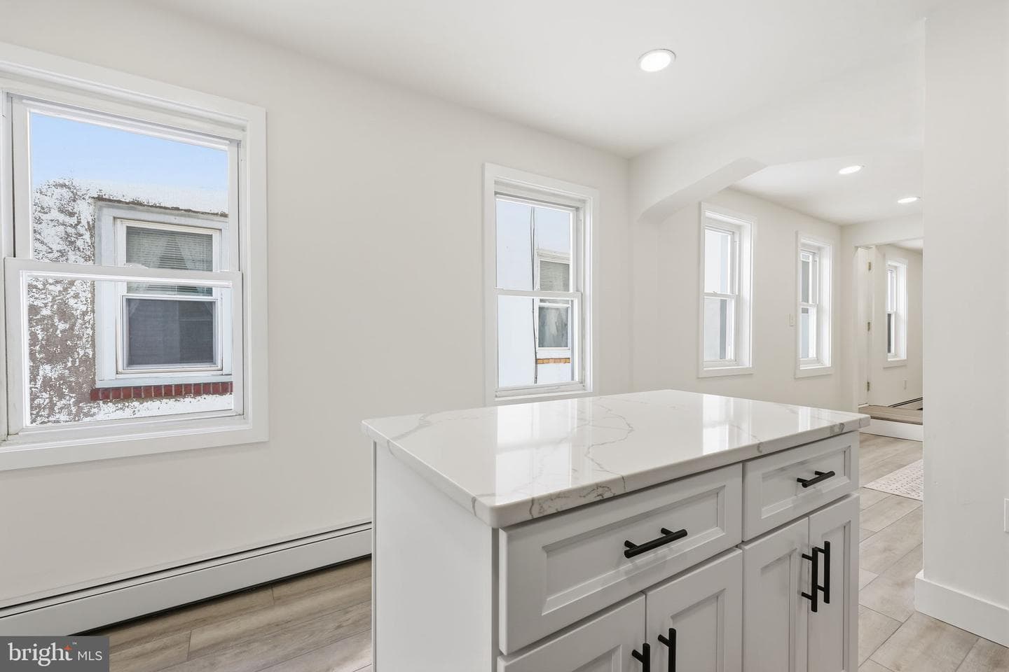 509 Pond Street photo 12