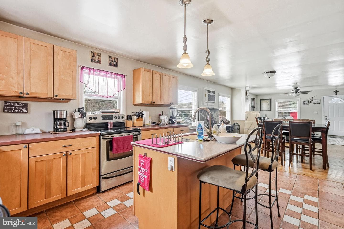 41 Pleasant Avenue photo 14