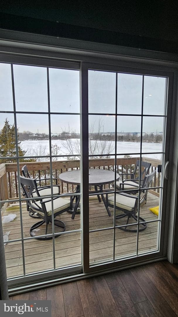 202 Pond View Court photo 12