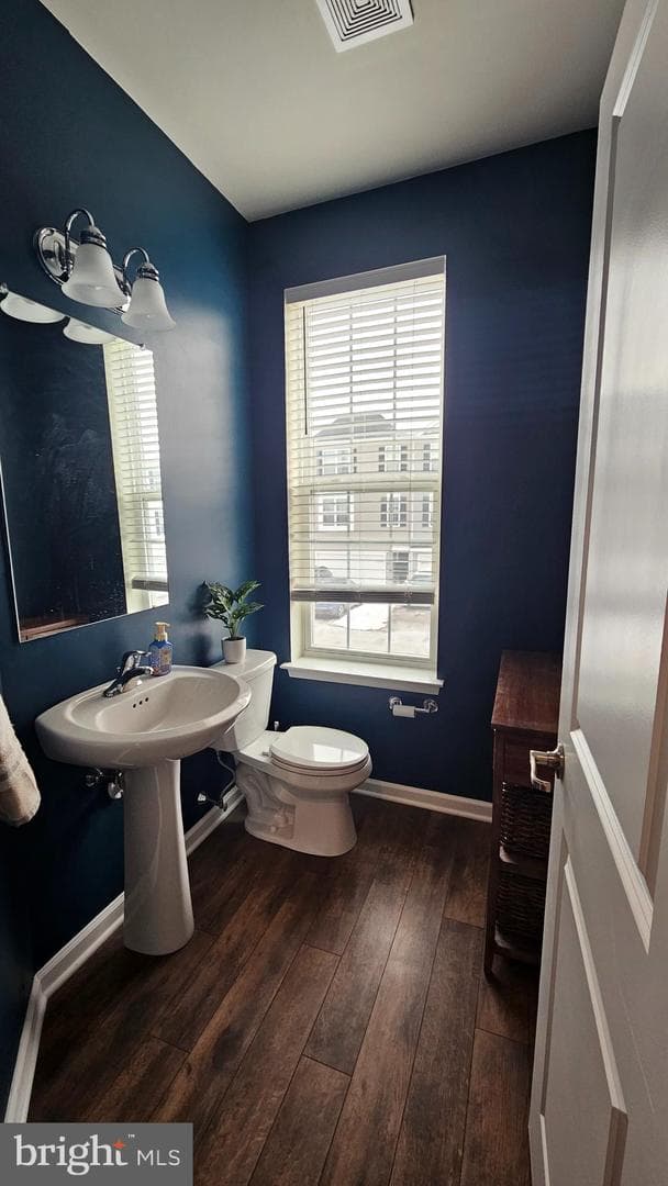 202 Pond View Court photo 14