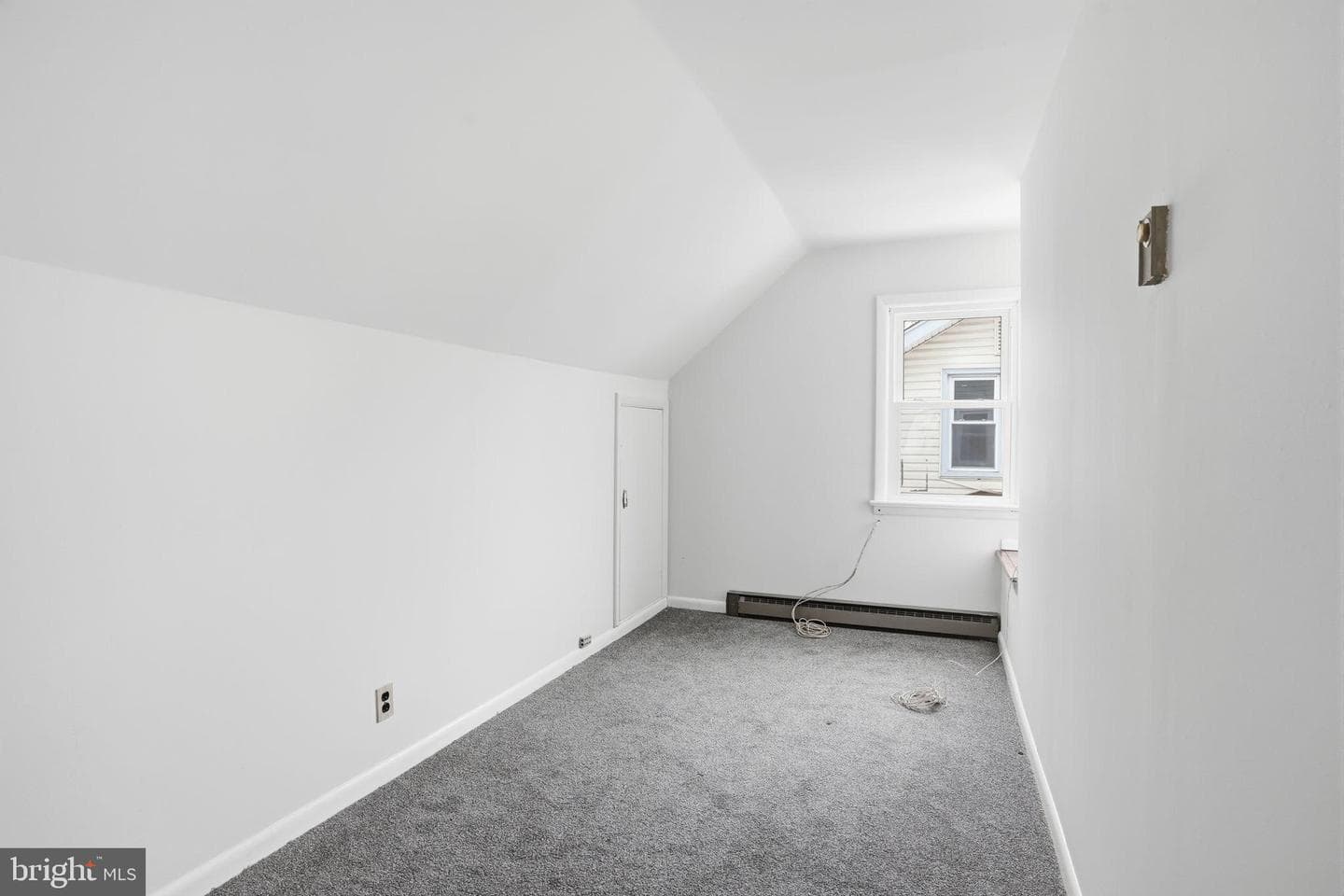 7122 N Radcliffe Street photo 16