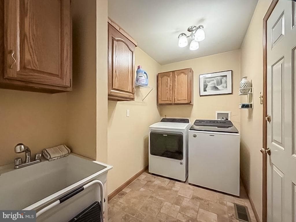 336 Fox Hollow Drive photo 18