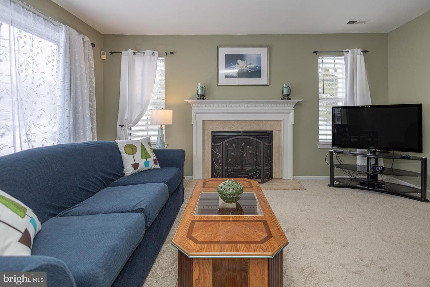 512 Mews Drive photo 5