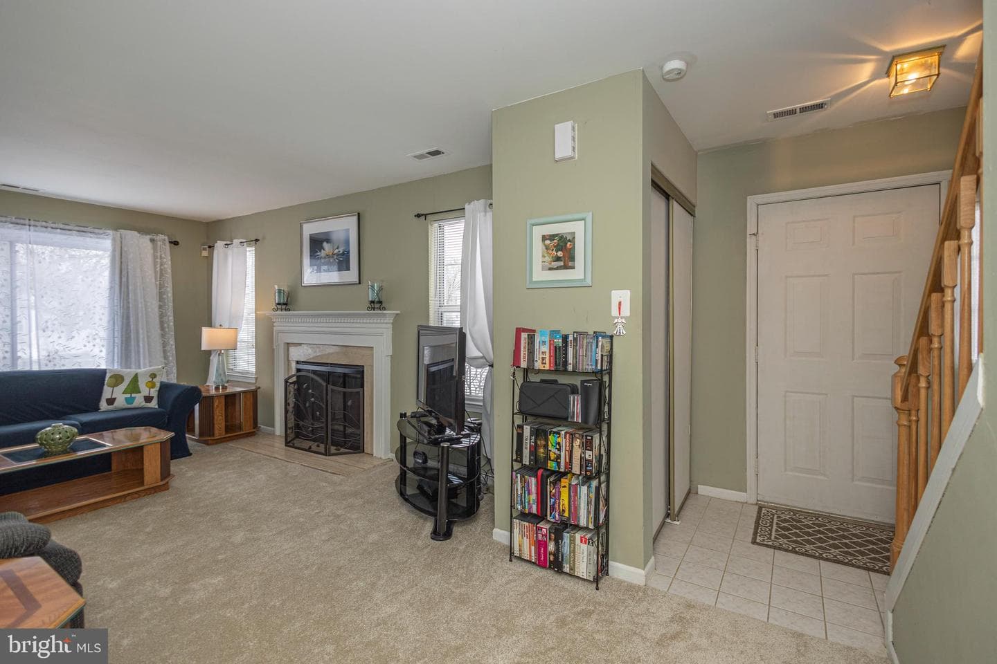 512 Mews Drive photo 7