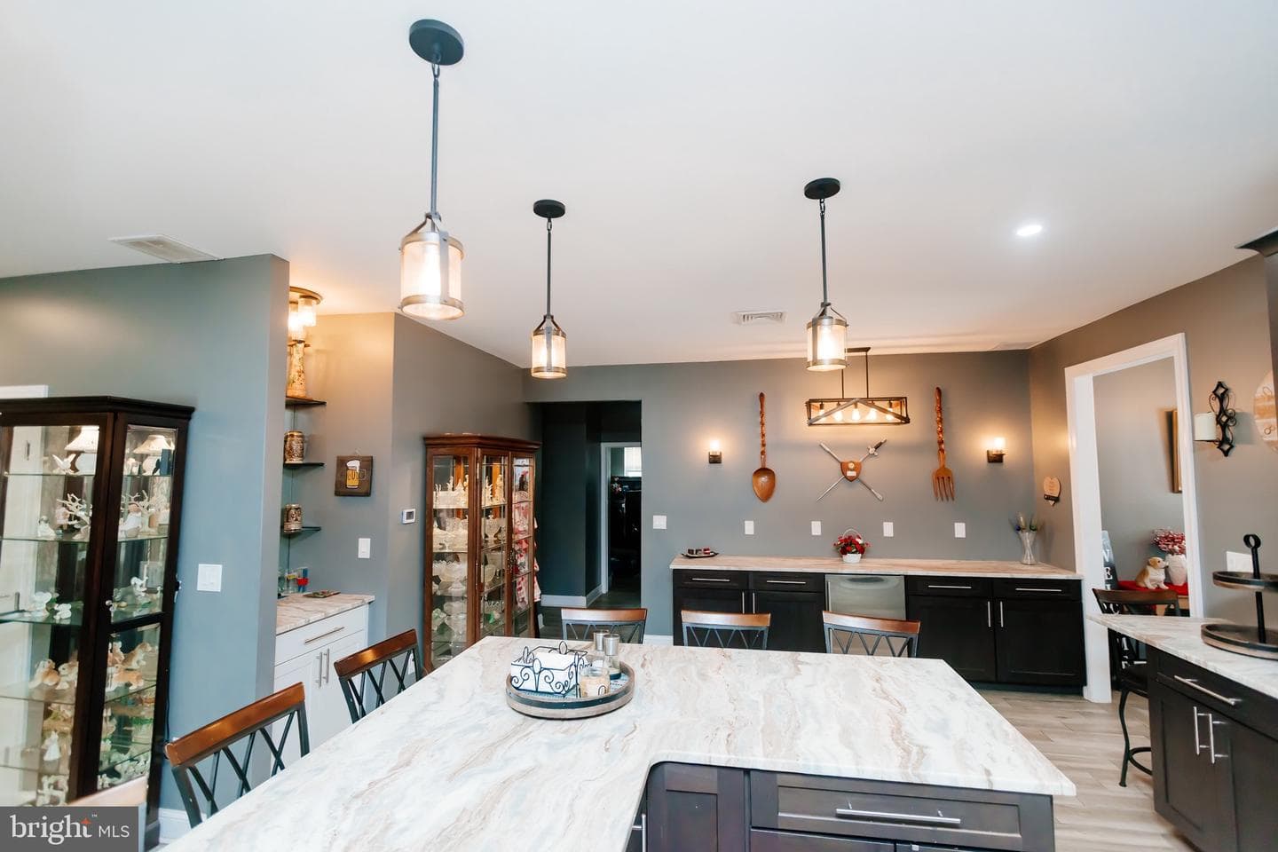 100 Elderberry Drive photo 8