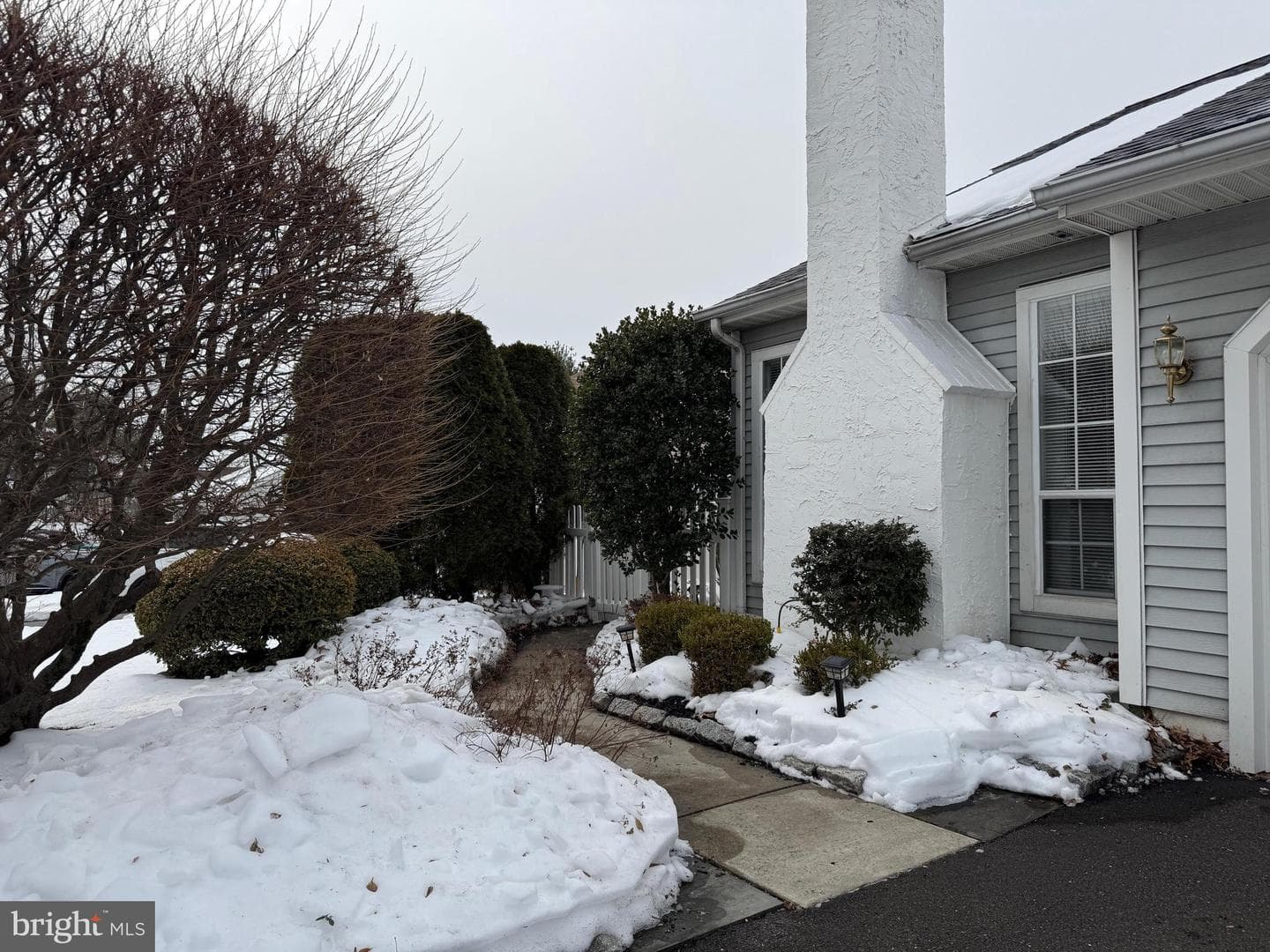 177 Raintree Court photo 2
