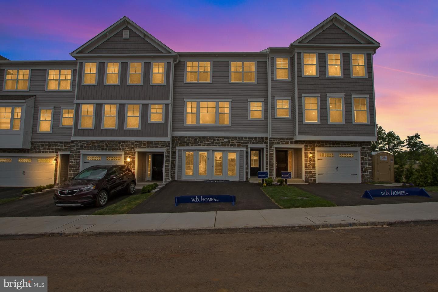 0002 Jameson Way #base Stratford Int photo 3