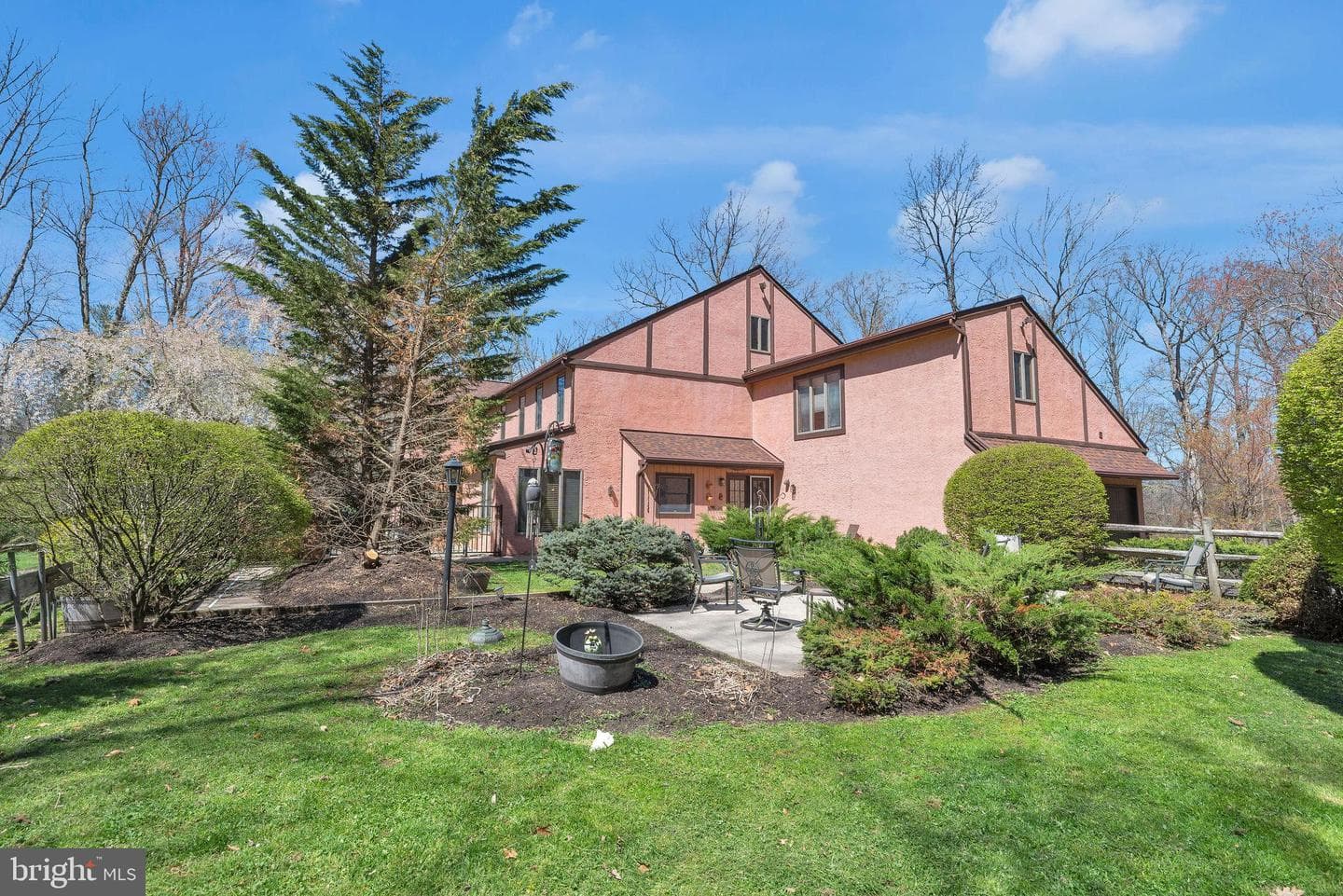 25 Creekside Drive photo 49