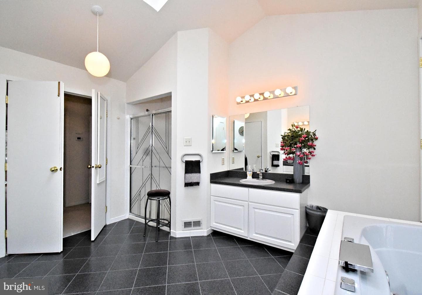 83 Rocking Horse Way photo 45