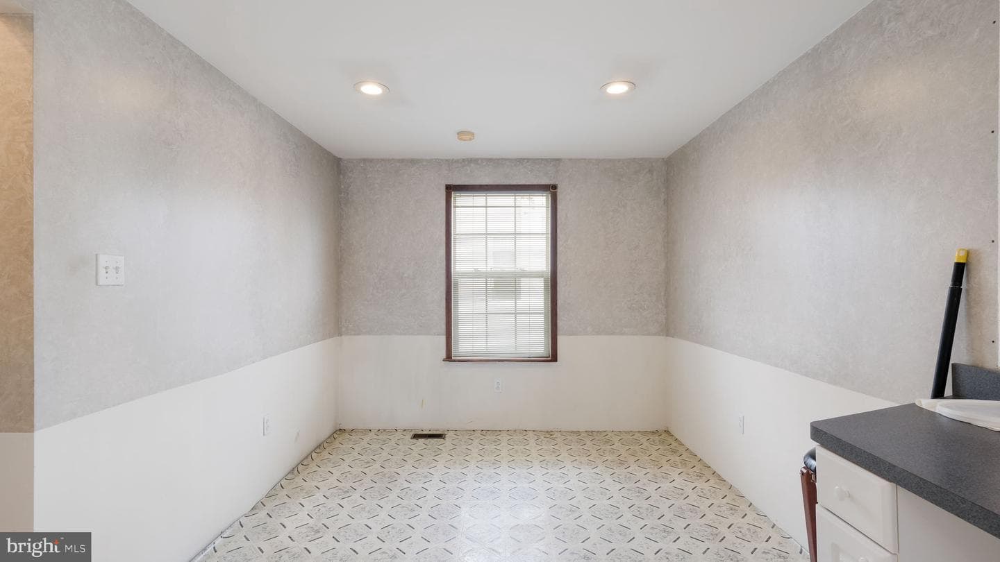 530 Main Avenue photo 11