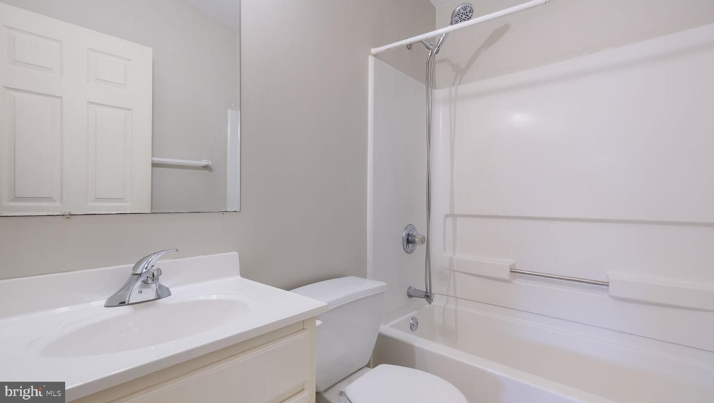 530 Main Avenue photo 12