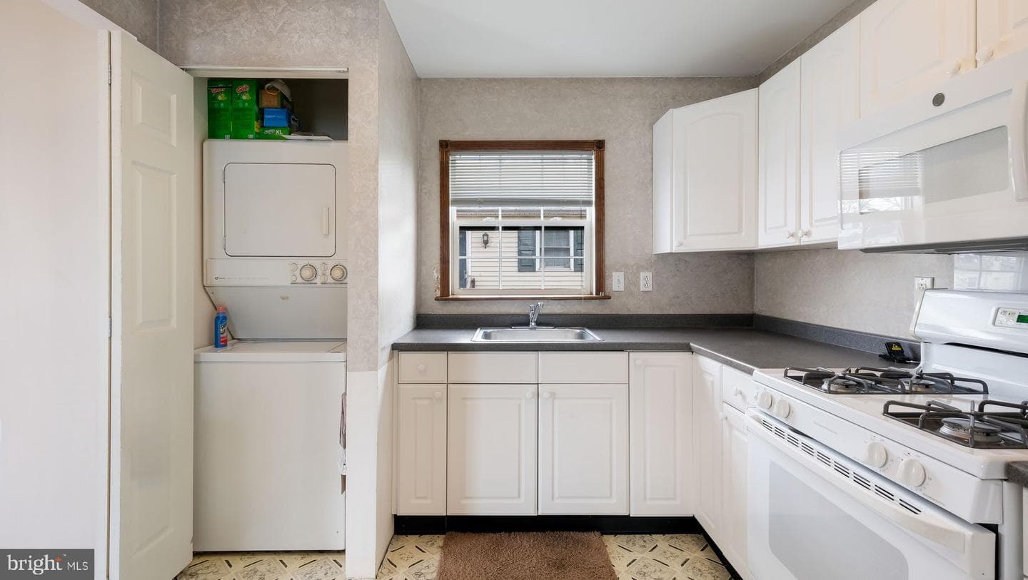 530 Main Avenue photo 8