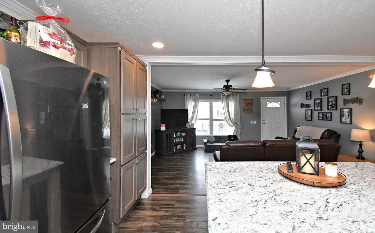 233 Hemlock Drive photo 20
