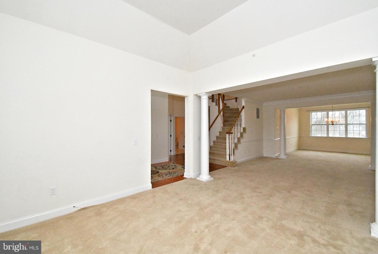 2804 Hoffs Way photo 6