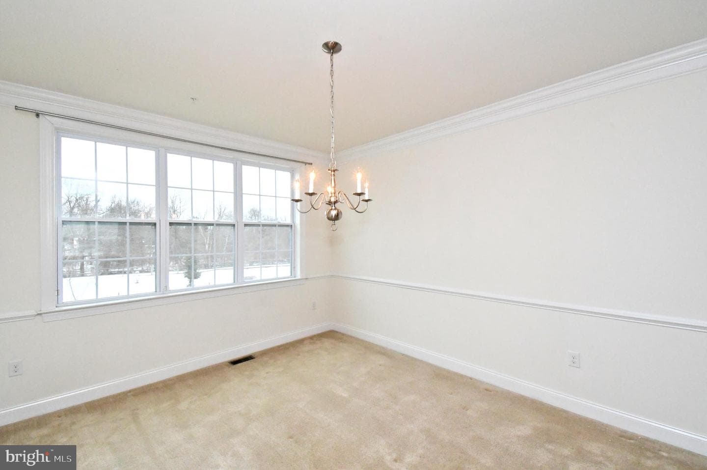 2804 Hoffs Way photo 9