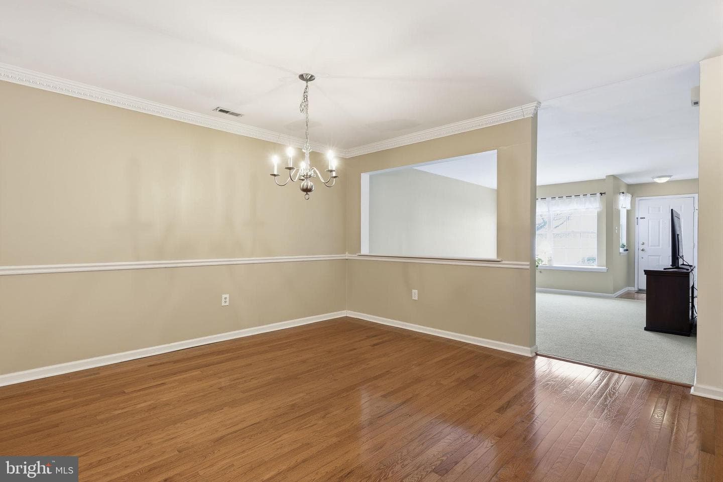 25 Honey Locust Lane photo 13