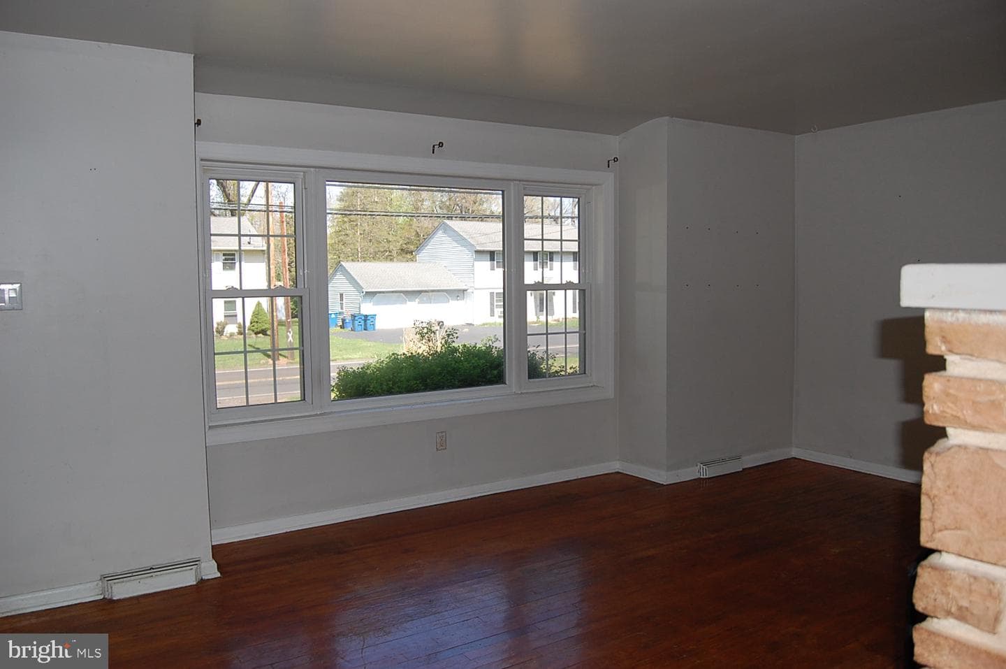 314 E Park Avenue photo 9