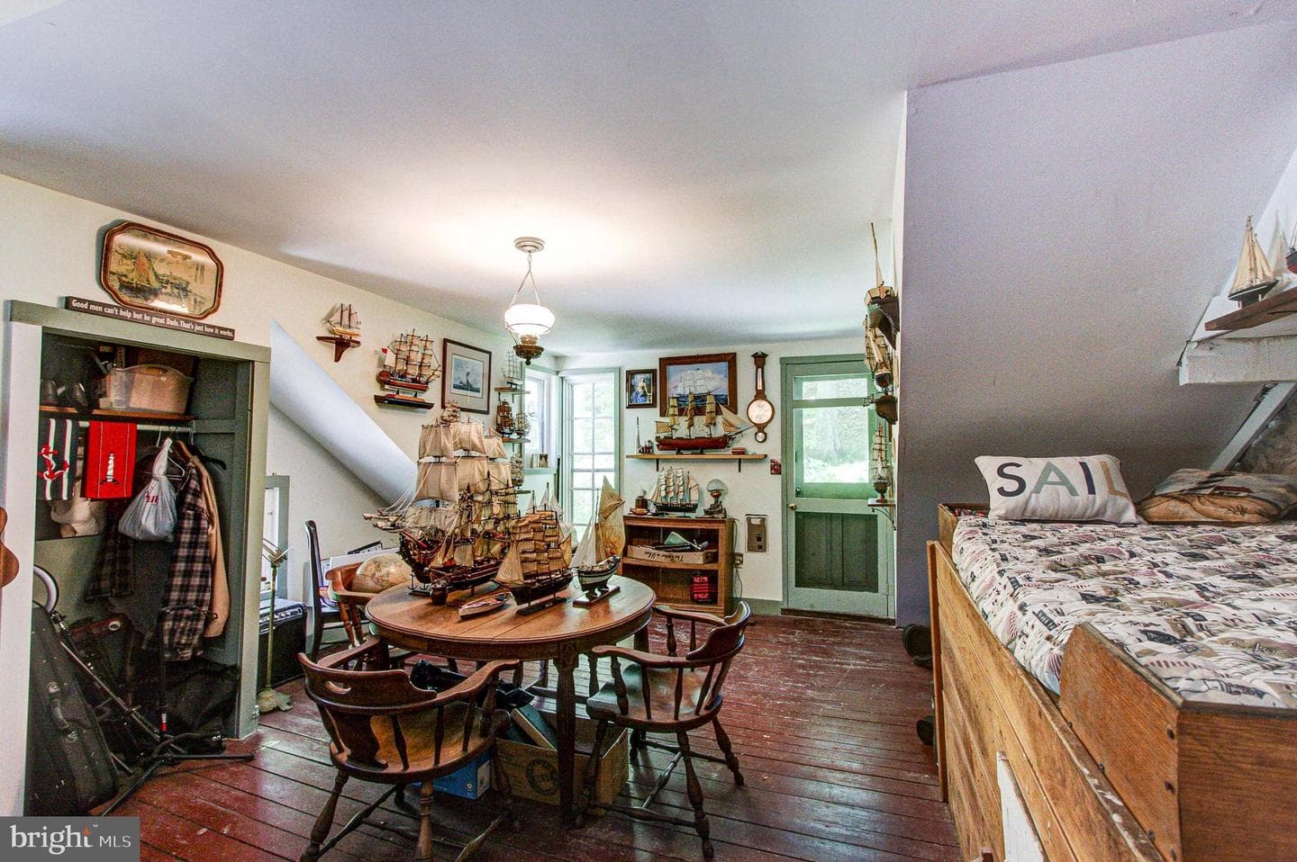 9754 Easton Road photo 33