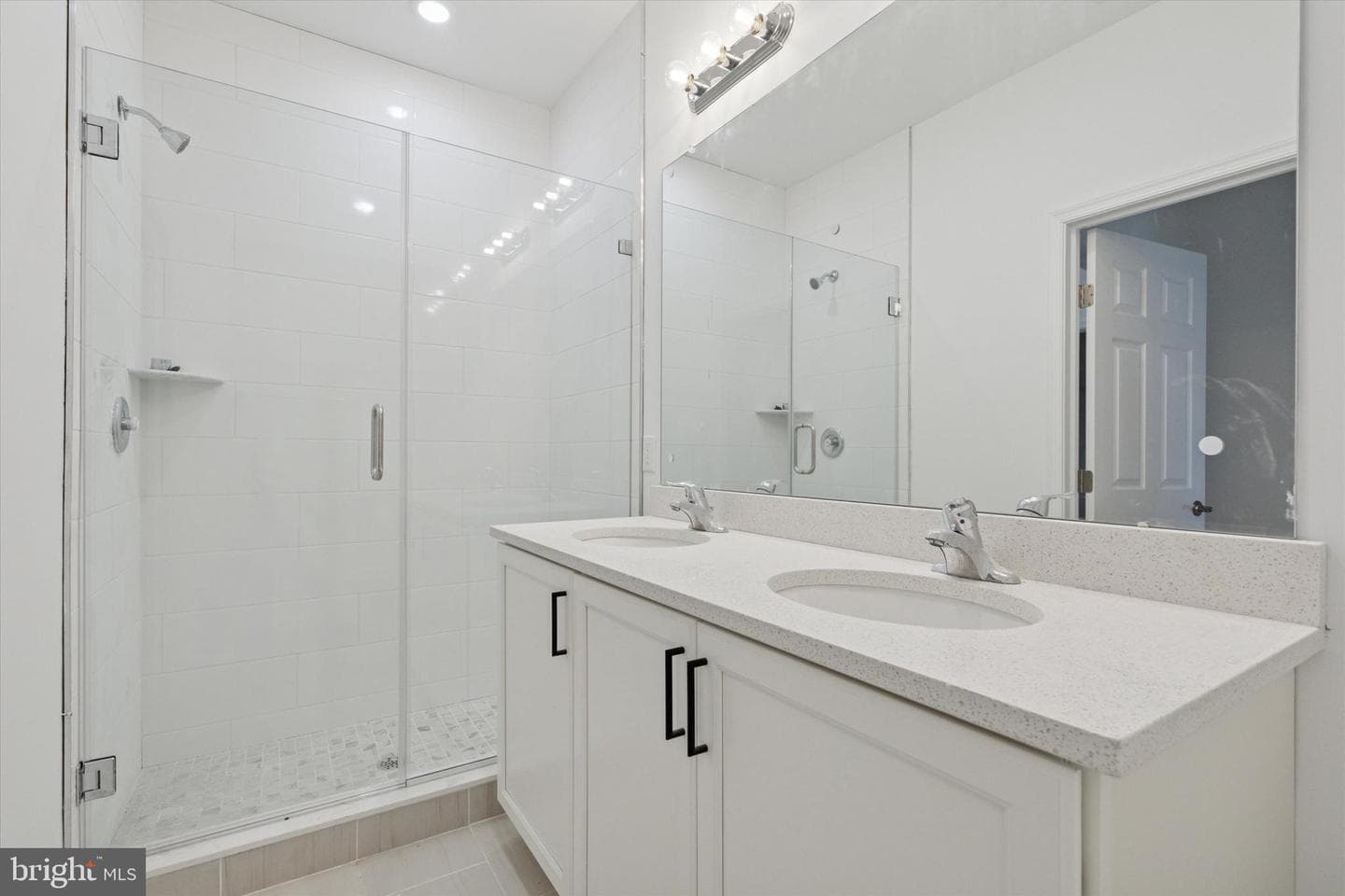 16132 River View Court photo 33