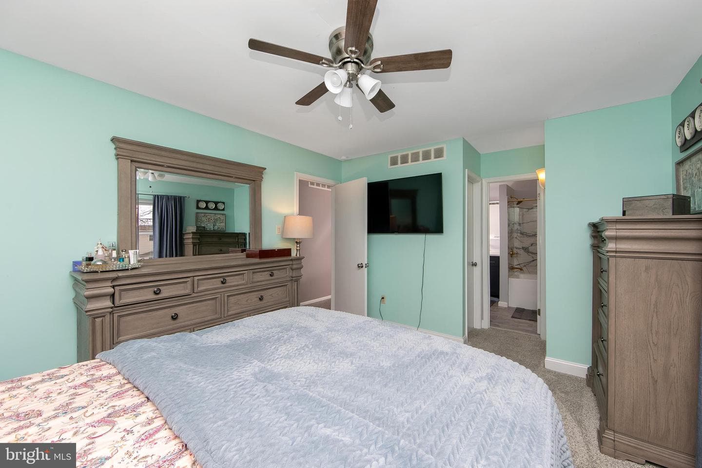 612 S Queen Anne Drive photo 21
