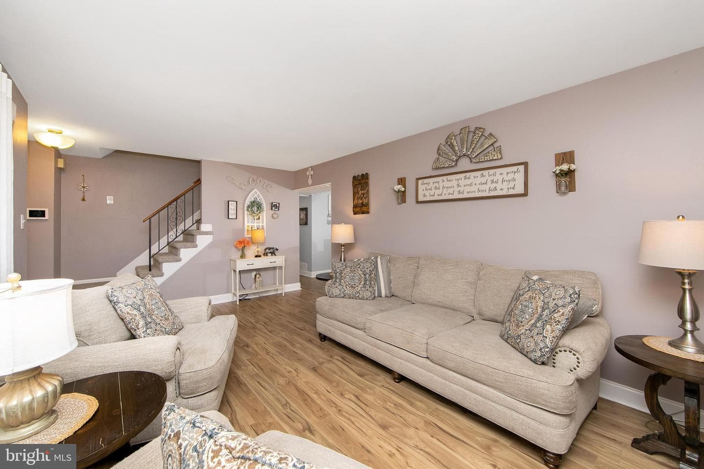 612 S Queen Anne Drive photo 8