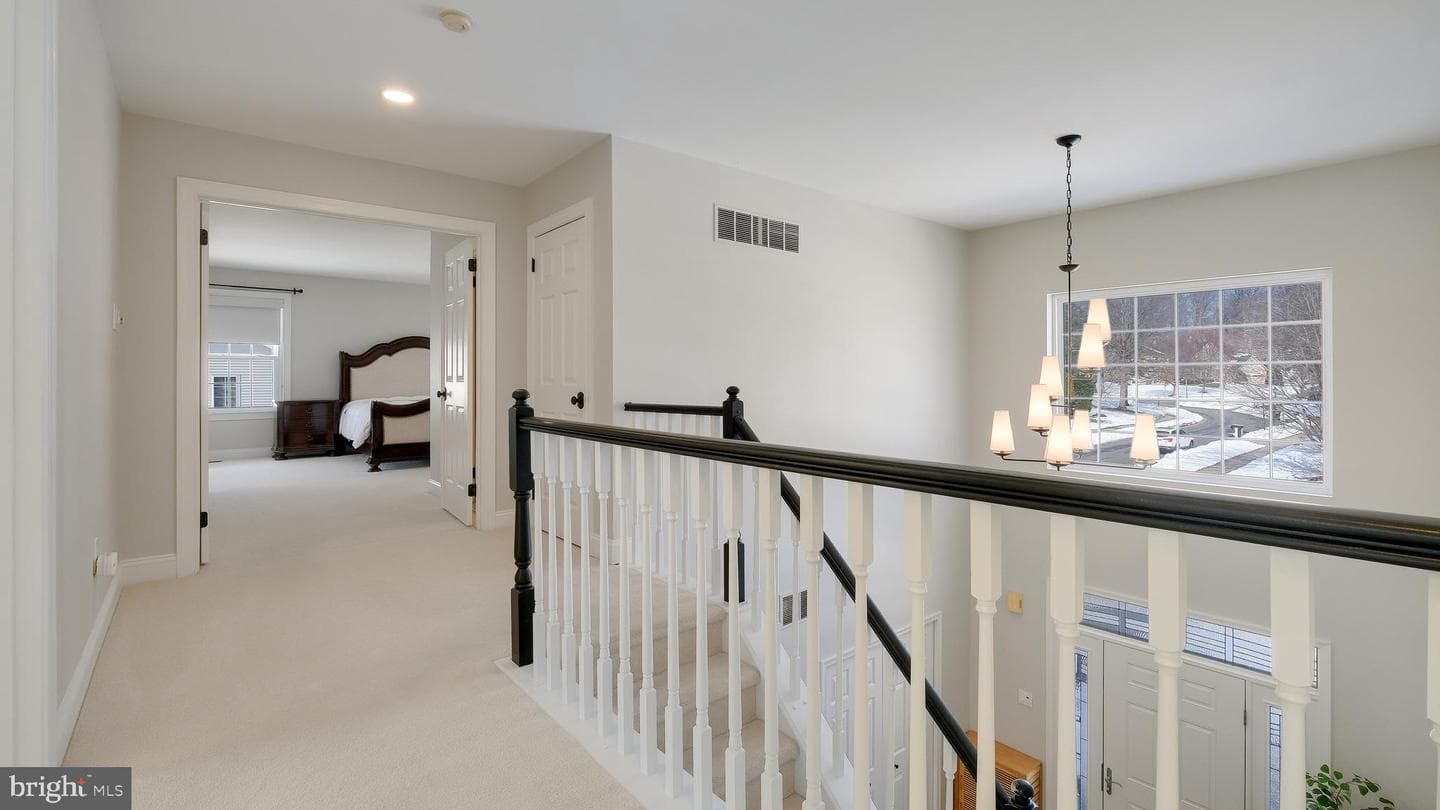 203 Cliveden Drive photo 27