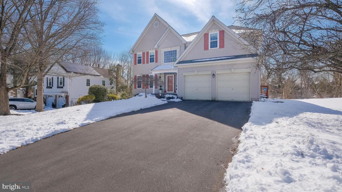203 Cliveden Drive photo 4
