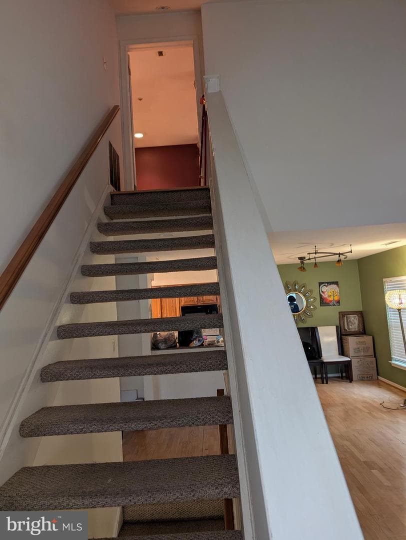 106 Remington Court photo 19