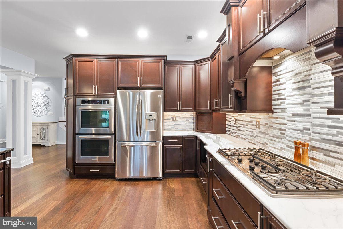 311 Saint James Drive photo 13