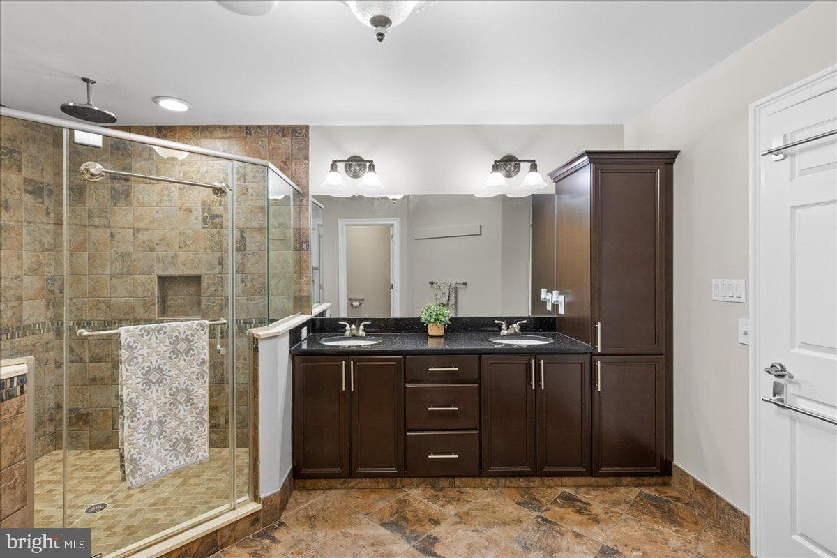 311 Saint James Drive photo 35